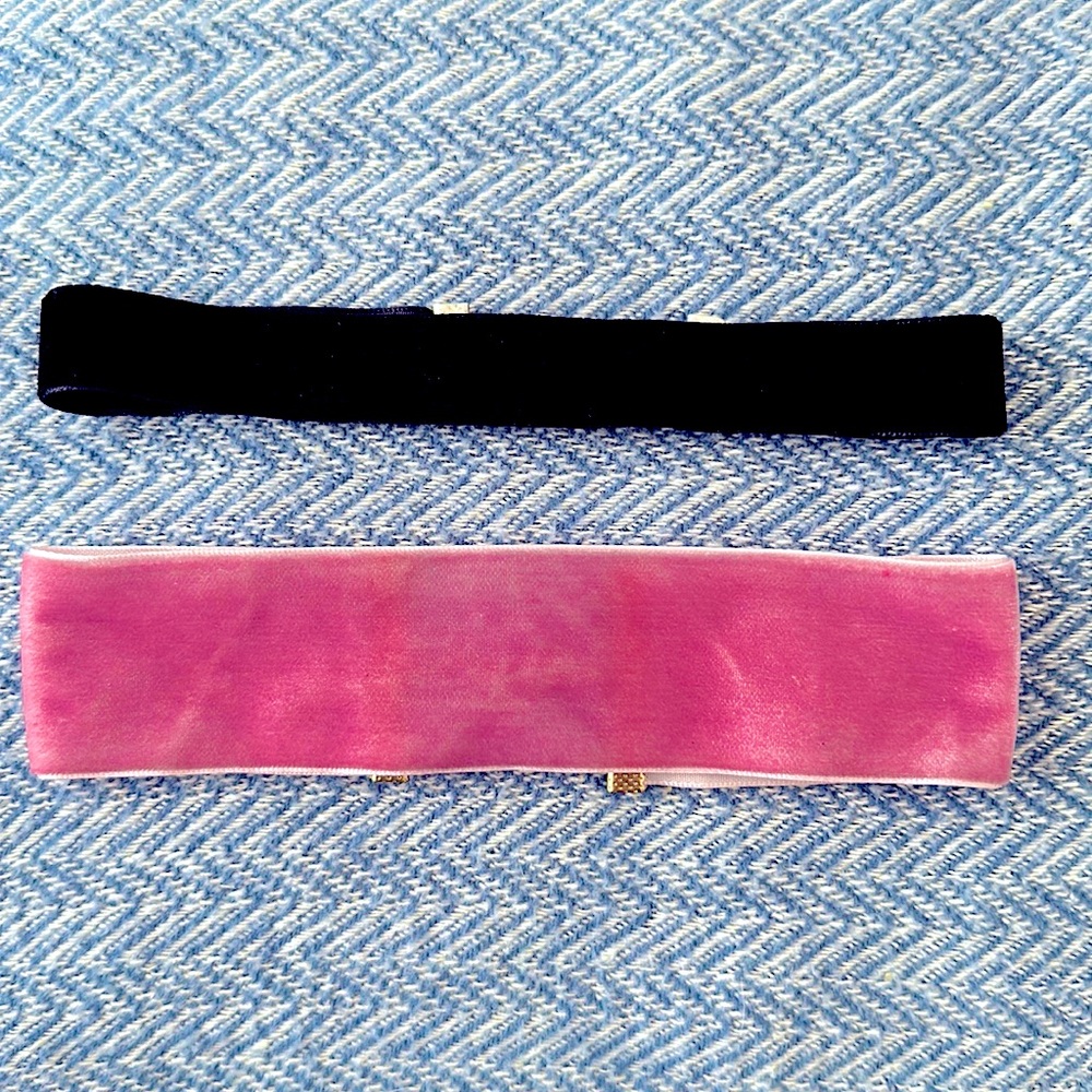 Velvet choker set